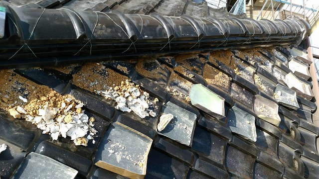 名古屋市天白区で浮きや密着不良が見られる既存漆喰を撤去後、新たな漆喰を補填し施工を完了